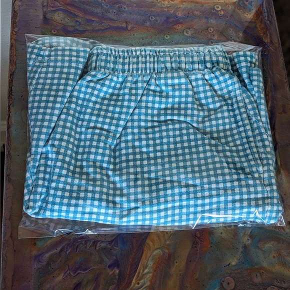 Newport News Teal And White Shorts Unisex - Picture 5 of 5